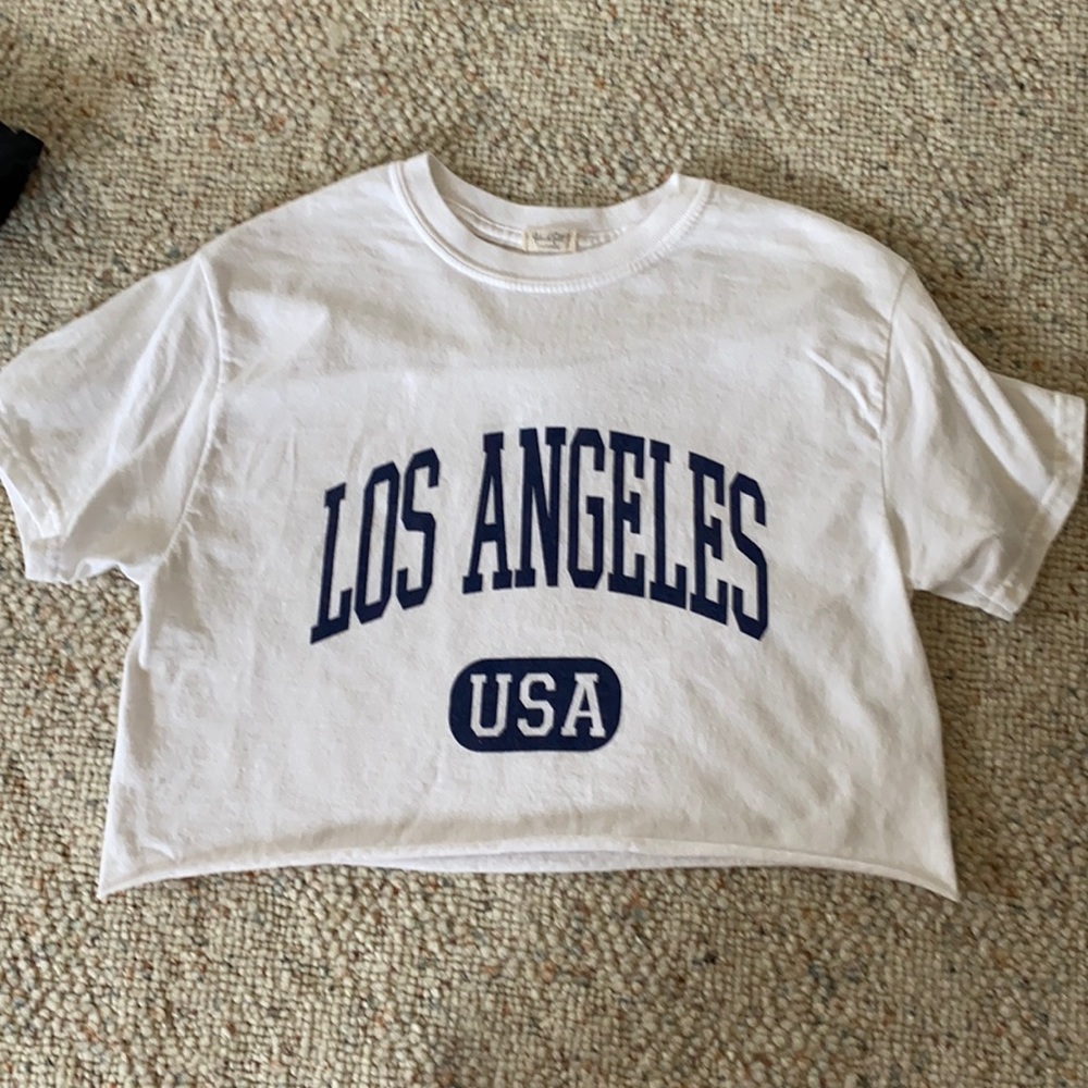 Brandy Melville cropped Los Angeles t-shirt